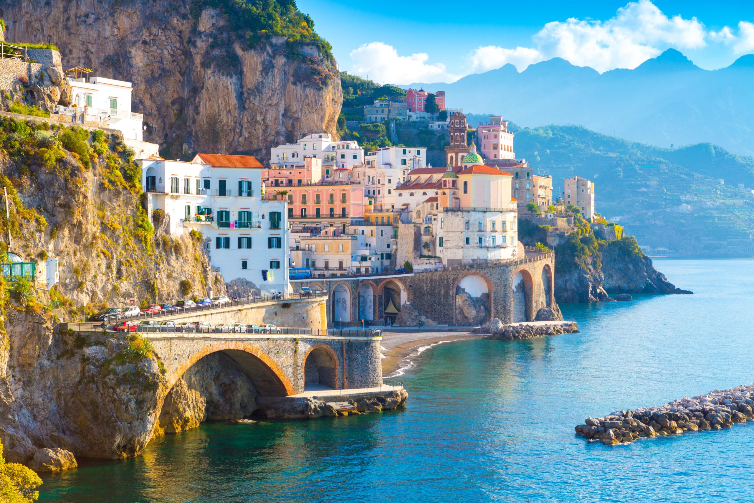 Vista panoramica di Amalfi in Costiera Amalfitana